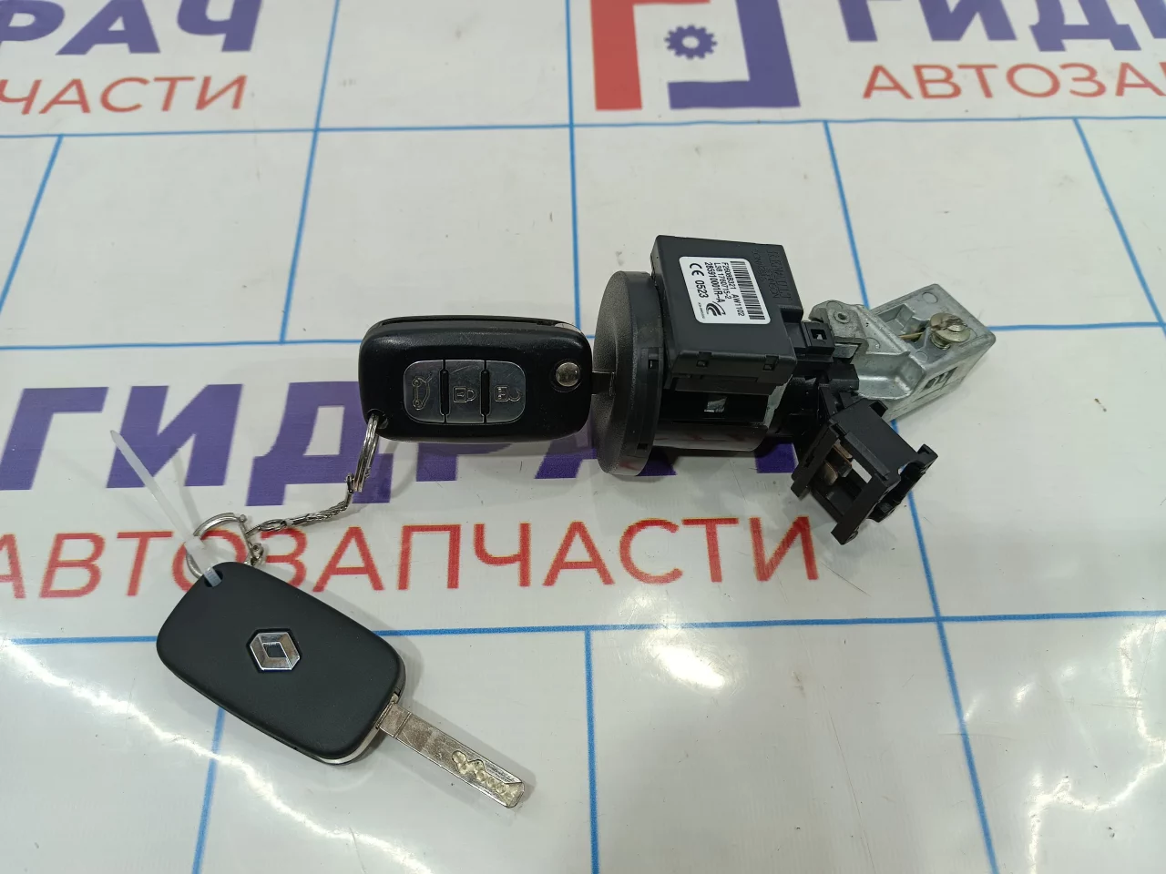 Замок зажигания Renault Megane 3 7701208408.